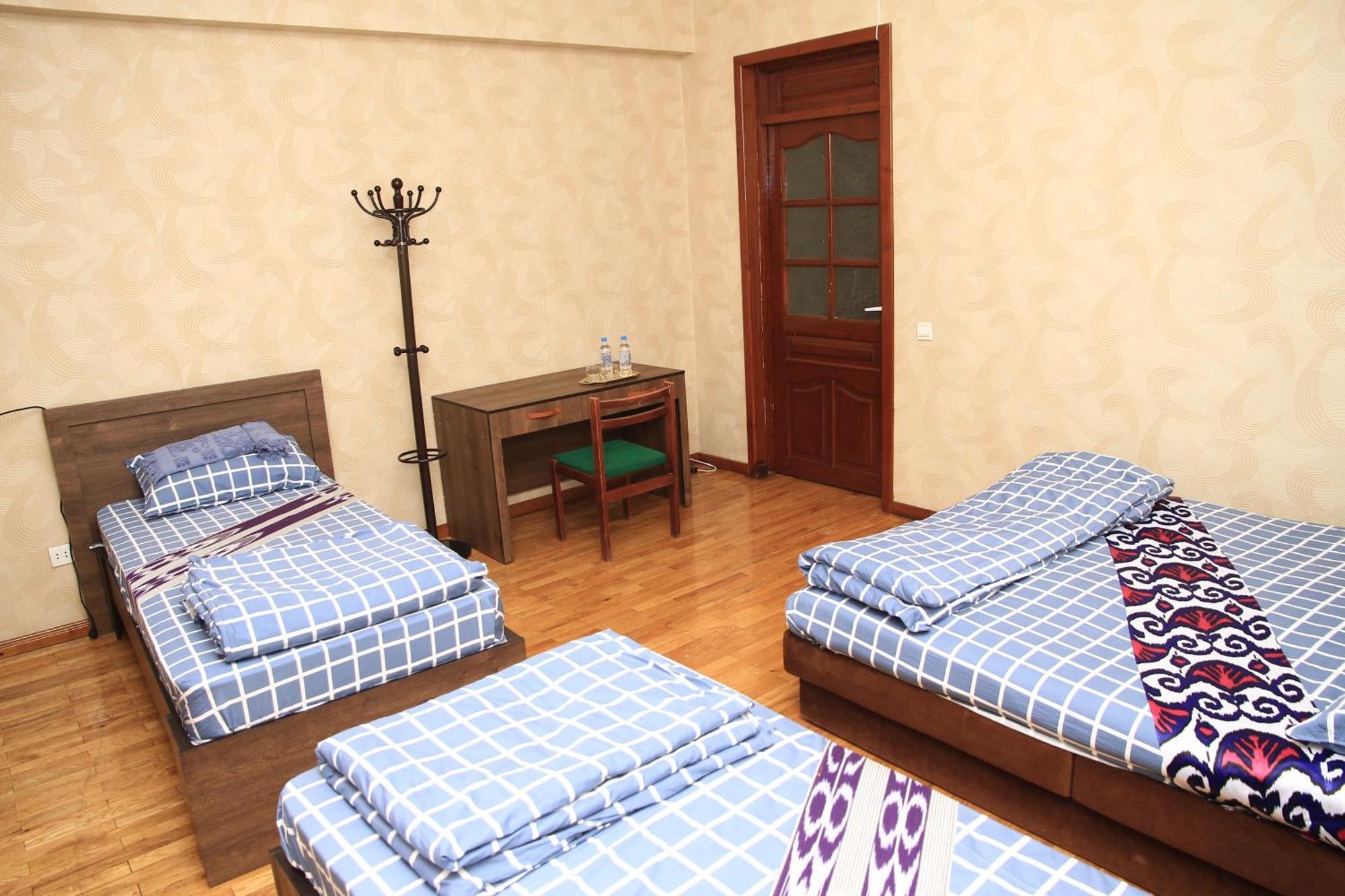 Yellow Hostel Duszanbe Zewnętrze zdjęcie