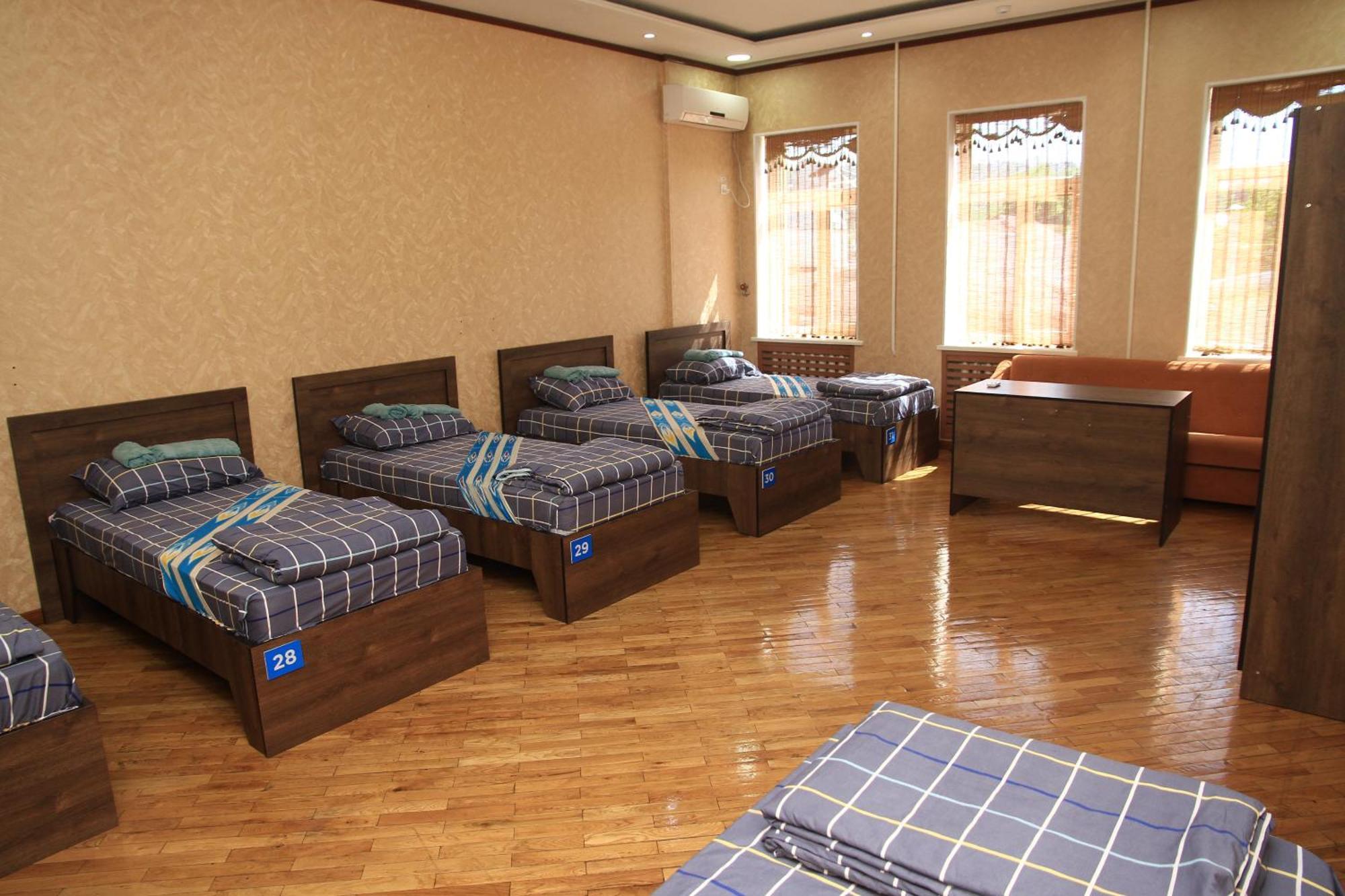 Yellow Hostel Duszanbe Zewnętrze zdjęcie