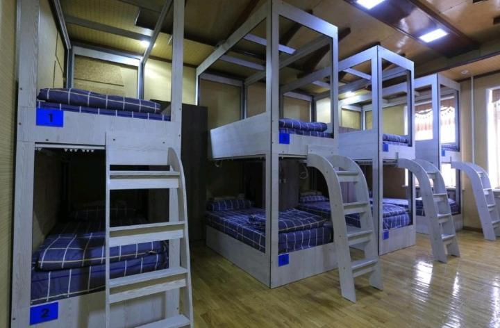 Yellow Hostel Duszanbe Zewnętrze zdjęcie