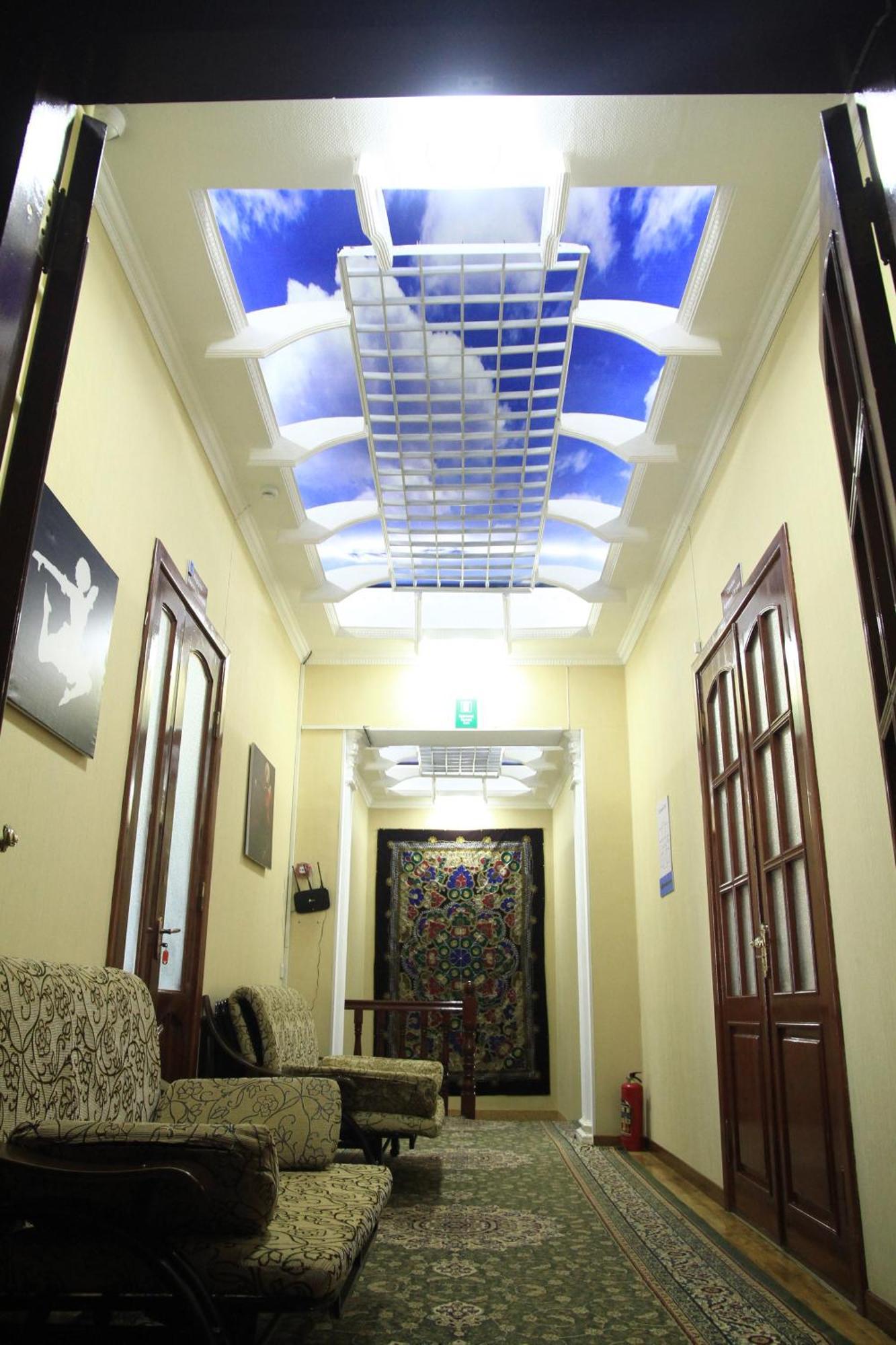 Yellow Hostel Duszanbe Zewnętrze zdjęcie