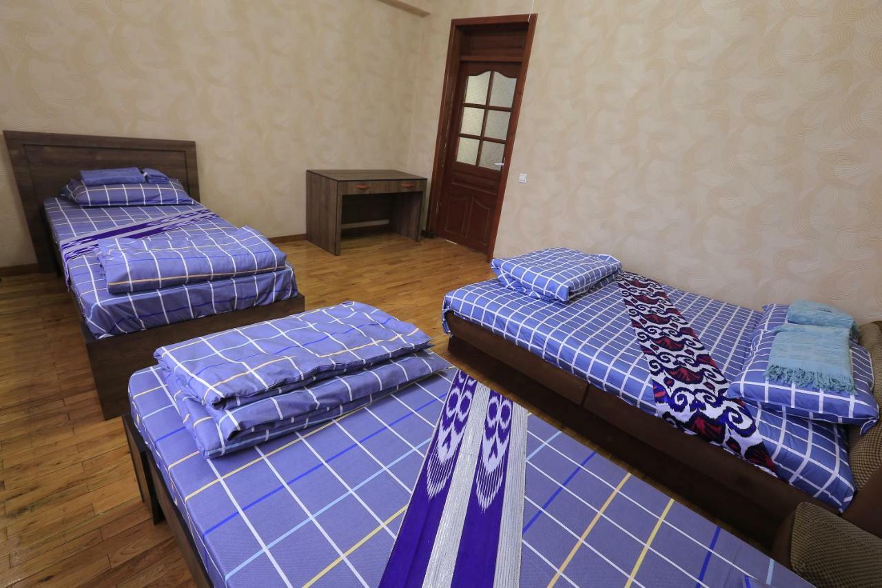 Yellow Hostel Duszanbe Zewnętrze zdjęcie