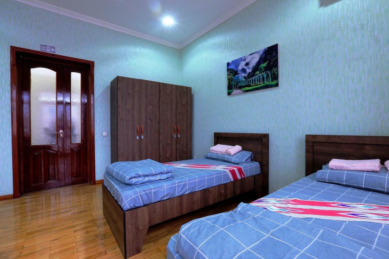 Yellow Hostel Duszanbe Zewnętrze zdjęcie