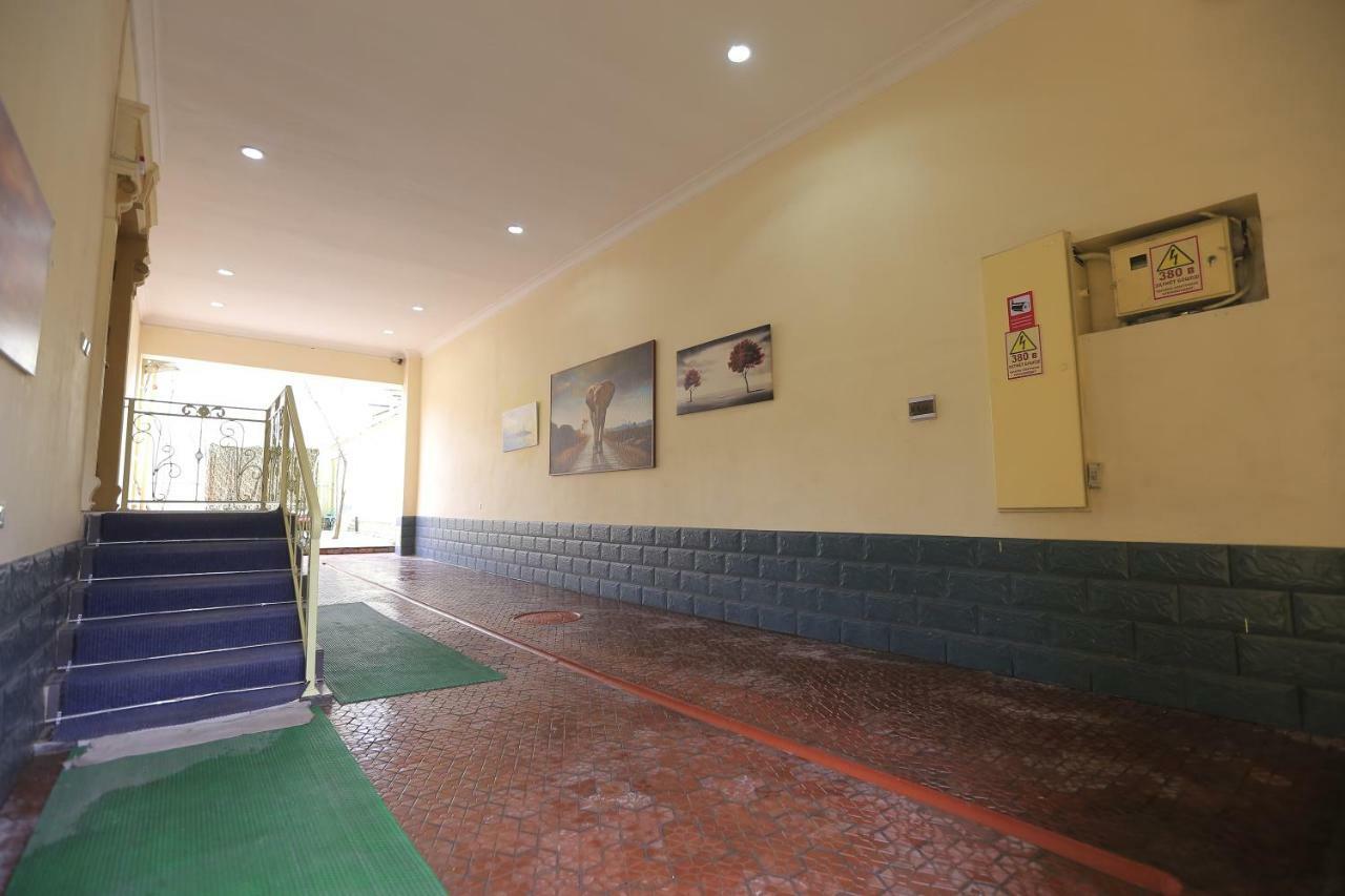 Yellow Hostel Duszanbe Zewnętrze zdjęcie