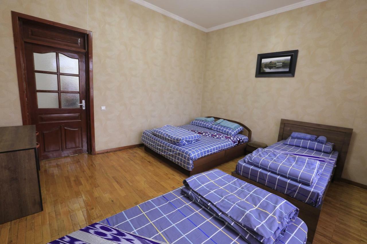 Yellow Hostel Duszanbe Zewnętrze zdjęcie