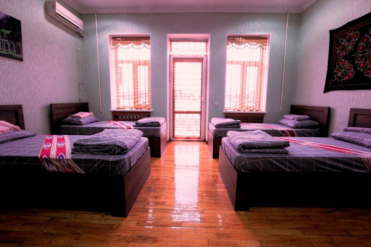 Yellow Hostel Duszanbe Zewnętrze zdjęcie