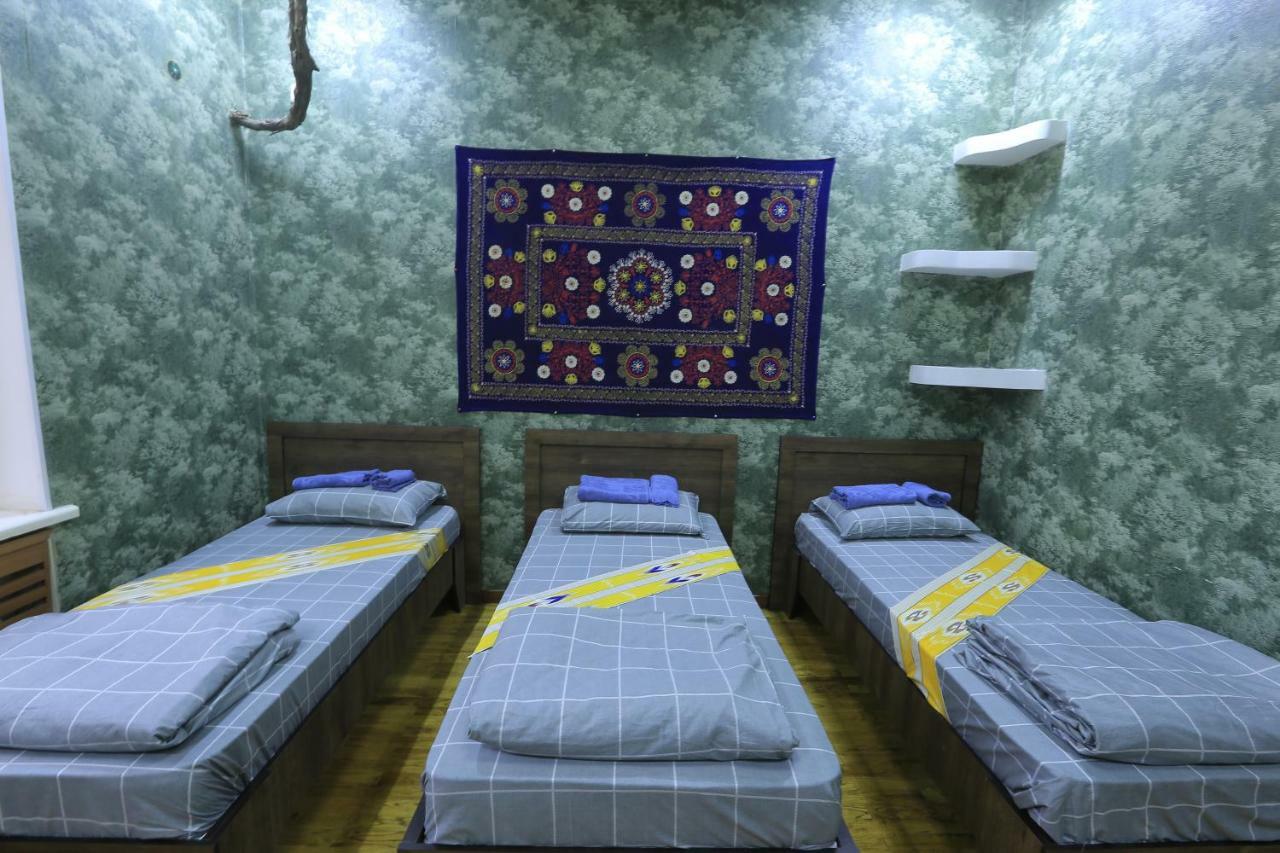 Yellow Hostel Duszanbe Zewnętrze zdjęcie