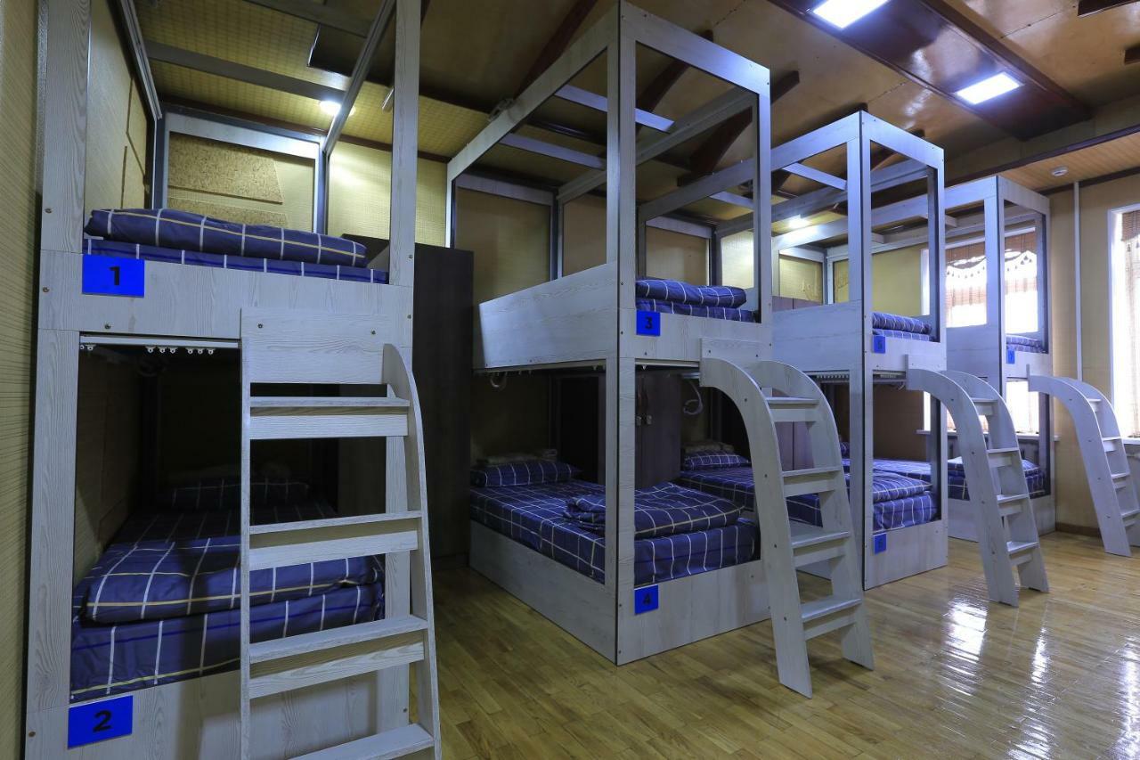 Yellow Hostel Duszanbe Zewnętrze zdjęcie