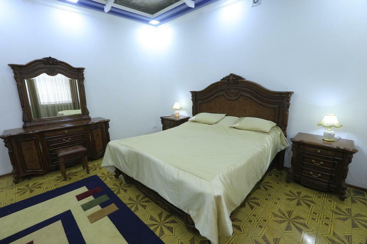 Yellow Hostel Duszanbe Zewnętrze zdjęcie
